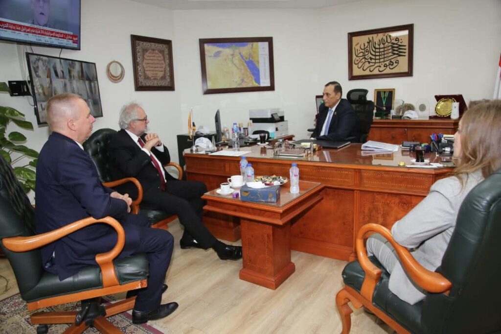 fb_img_17517956990319120602894472875049-1024x682 رئيس شركة تنمية الريف المصري الجديد يستقبل سفير بولندا لدى القاهرة لبحث سبل التعاون مع كبرى الشركات البولندية العاملة في مجال الميكنة الزراعية والتصنيع الغذائي