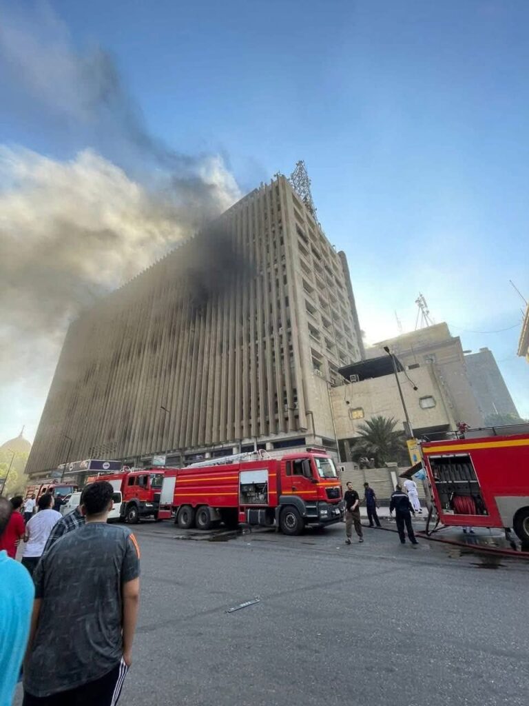 fb_img_1751904602147418384946194818175-768x1024 حريق في سنترال رمسيس منذ قليل<br>يؤثر علي الانترنت وشبكات المحمول
