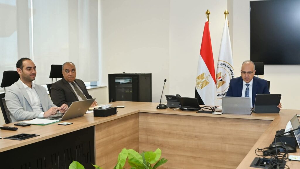 fb_img_17519586454661027947941388792219-1024x576 وزير الري يستعرض آلية عمل واستراتيجية "مرفق المياه الإفريقي" وخطة العمل المستقبلية🔳 مصر تسلمت رئاسة "مرفق المياه الإفريقي" في شهر أبريل ٢٠٢٥ ولمدة عامين
