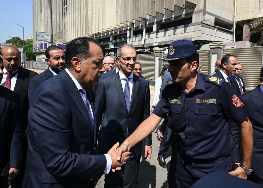 fb_img_17520557920508044104408646143338-1024x732 رئيس الوزراء يتفقد "سنترال رمسيس" ويستعرض تقريرا مع وزير الاتصالات بشأن عودة مختلف الخدمات