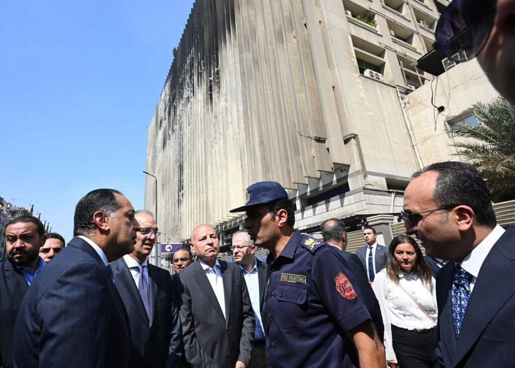 fb_img_17520558132843247237827030887206-1024x732 رئيس الوزراء يتفقد "سنترال رمسيس" ويستعرض تقريرا مع وزير الاتصالات بشأن عودة مختلف الخدمات