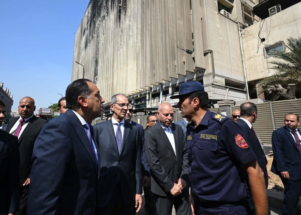 fb_img_17520558245234646340758542237417-1024x732 رئيس الوزراء يتفقد "سنترال رمسيس" ويستعرض تقريرا مع وزير الاتصالات بشأن عودة مختلف الخدمات