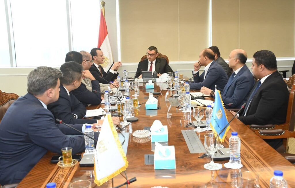 fb_img_17522227323178949036630443240318-1024x655 وزير الإسكان يتابع إجراءات تشغيل منطقة الأعمال المركزية بالعاصمة الإدارية الجديدة