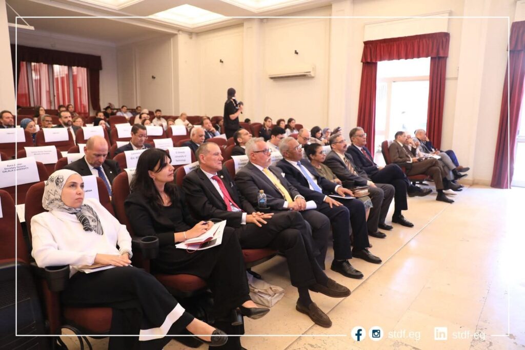 fb_img_17523956351875485811130286672069-1024x683 التعليم العالي: احتفالية بمناسبة مرور ٥٠ عامًا على التعاون العلمي بين مصر وإيطاليا📌 الدكتور أيمن عاشور: التعاون المصري الإيطالي نموذج ناجح في ربط البحث العلمي بالتنمية