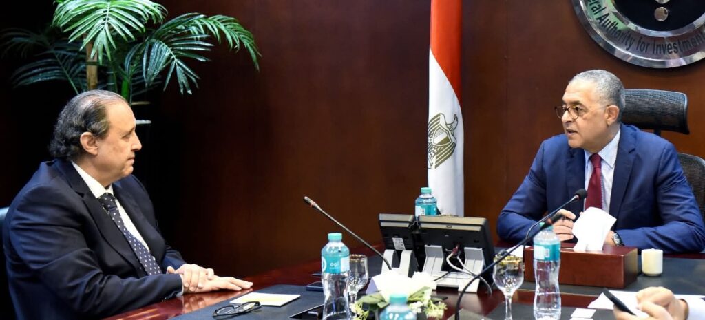 fb_img_17524779157943647826644890203117-1024x465 على مساحة 1.5 مليون متر مربع ويوفر 4 آلاف فرصة عمل