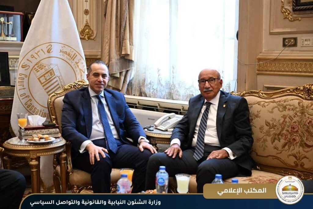 fb_img_17524827291631768452120574787574-1024x682 وزير الشئون النيابية والقانونية يلتقي المستشار عاصم الغايش رئيس محكمة النقض ورئيس مجلس القضاء الأعلى لتهنئته بالمنصب