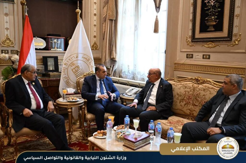 fb_img_17524827303467015256631351034559-1024x682 وزير الشئون النيابية والقانونية يلتقي المستشار عاصم الغايش رئيس محكمة النقض ورئيس مجلس القضاء الأعلى لتهنئته بالمنصب