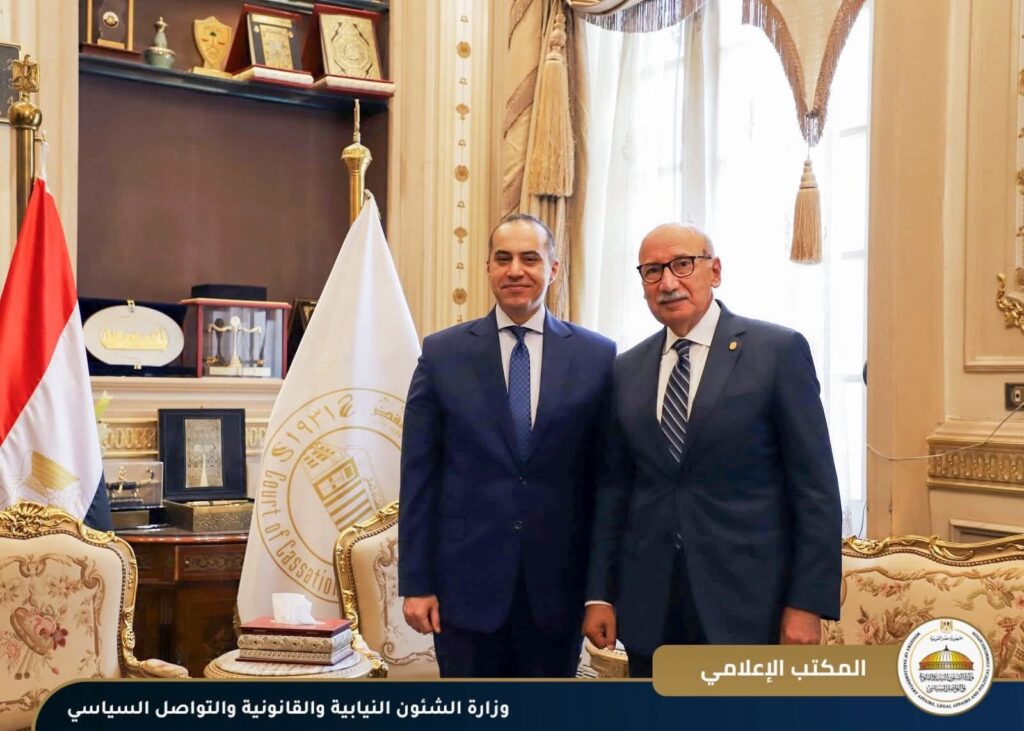 fb_img_17524827317882366734209524197302-1024x731 وزير الشئون النيابية والقانونية يلتقي المستشار عاصم الغايش رئيس محكمة النقض ورئيس مجلس القضاء الأعلى لتهنئته بالمنصب