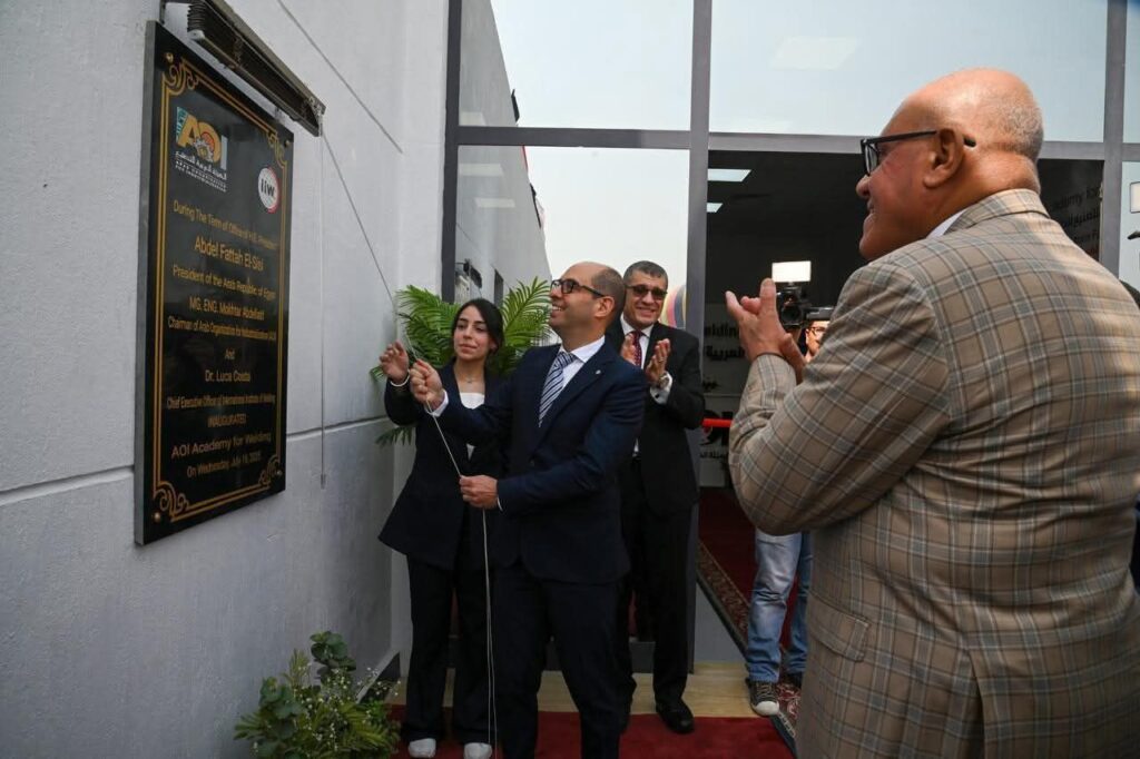 fb_img_17526617454827833272427822992432-1024x682 رئيس الهيئة العربية للتصنيع والرئيس التنفيذي للمعهد الدولي للحام يشهدان افتتاح أكاديمية الهيئة العربية للتصنيع للحام والتجميع