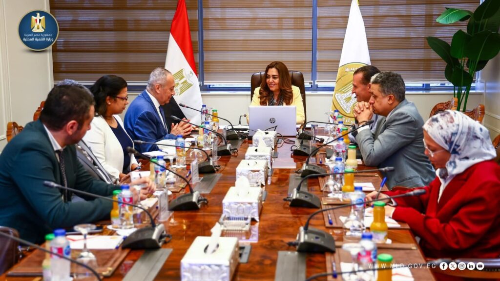 fb_img_17526619339733078178246328554774-1024x576 وزيرة التنمية المحلية تتابع إعداد الخطة الاستراتيجية وخطة التكيف مع تغير المناخ للوزارة