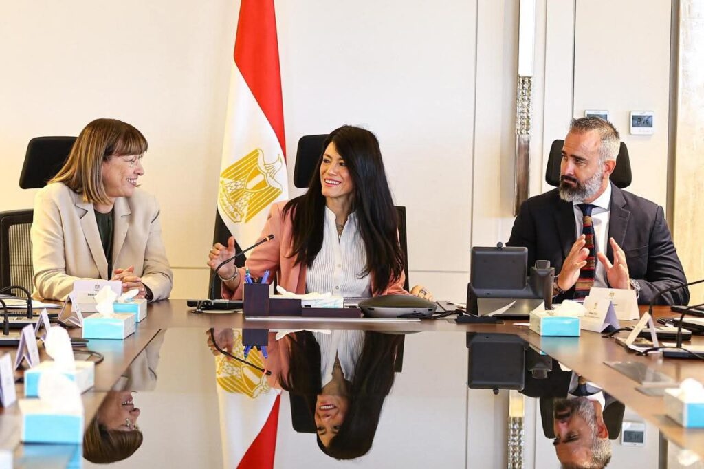 fb_img_17528399077068040999998384492866-1024x682 وزيرة التخطيط والتنمية الاقتصادية والتعاون الدولي تعقد اجتماعًا موسعًا مع منظمات الأمم المتحدة ومؤسسات التمويل الدولية والدول الصديقة لبحث آليات تنفيذ مخرجات المؤتمر الدولي الرابع لتمويل التنمية