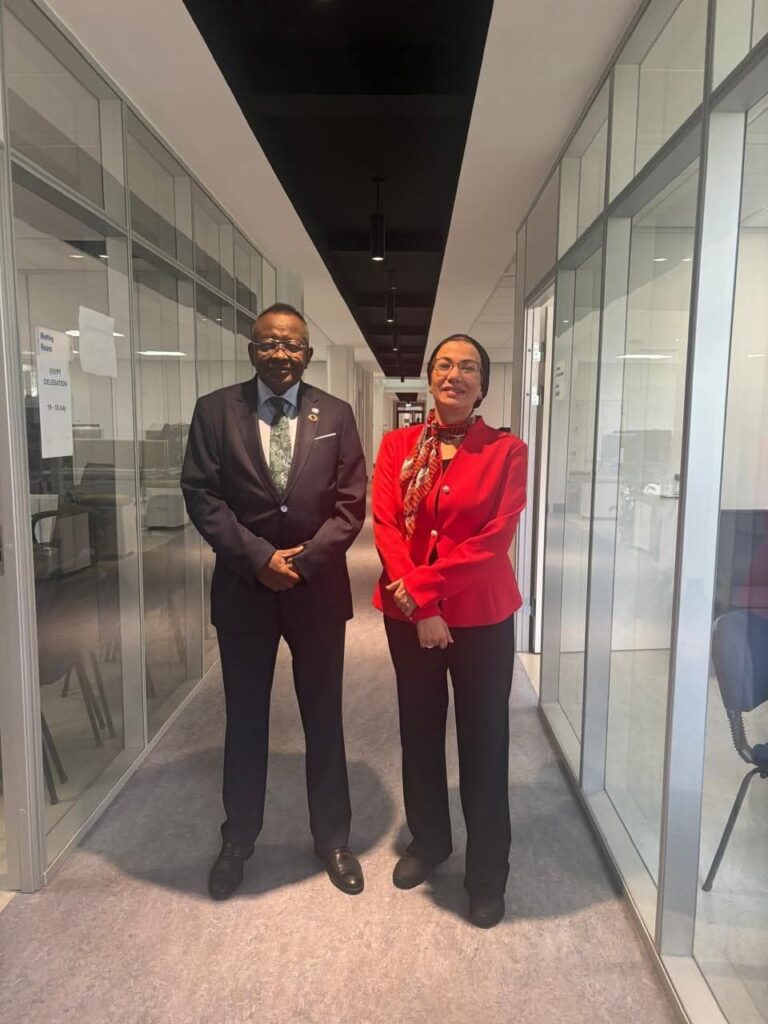 fb_img_17529207689027592567662568369240-768x1024 وزيرة البيئة تواصل سلسلة لقاءاتها الثنائية على هامش مشاركتها  فى الدورة العشرون للمؤتمر الوزاري الأفريقي للبيئة (AMCEN) بنيروبي