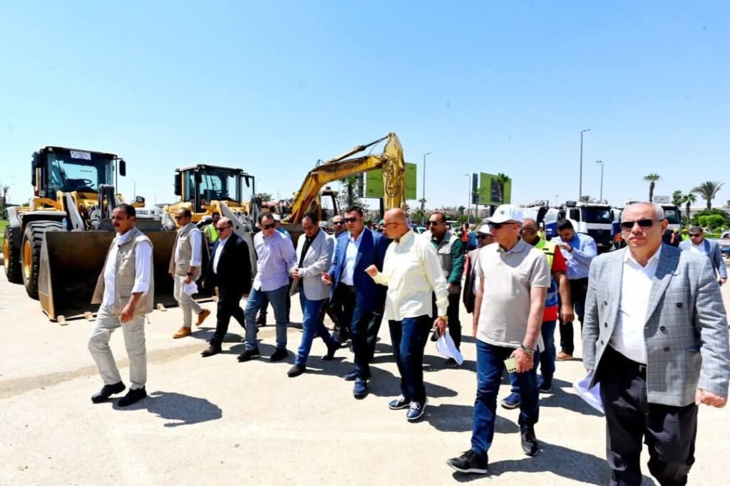 fb_img_17529213437594362092084112267875-1024x683 وزير الإسكان يتفقد الأعمال الجاري تنفيذها لتطوير محور ٢٦ يوليو نطاق مدينتي 6 أكتوبر والشيخ زايد