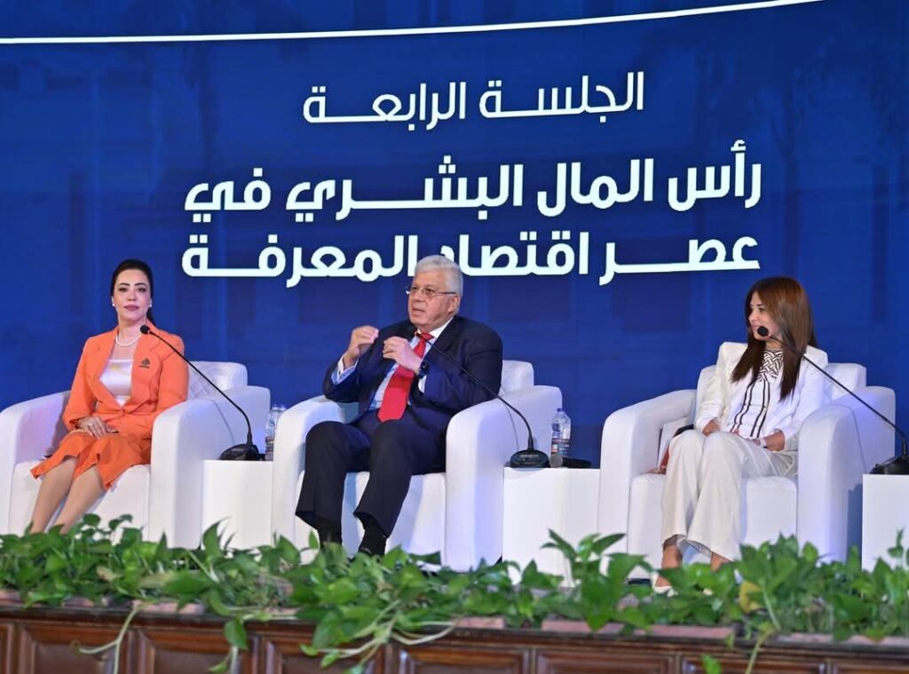 fb_img_17530857885716929621476629787368-1024x759 وزير التعليم العالي يشهد الجلسة الرابعة لملتقى شباب المعرفة في نسخته الرابعة بجامعة القاهرة