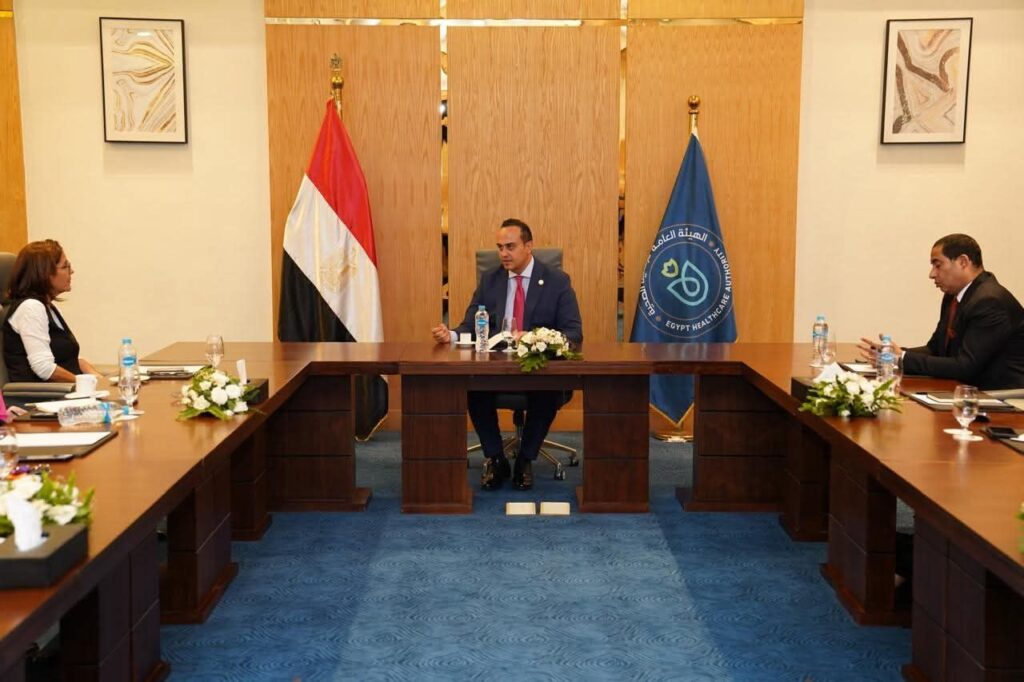 fb_img_17536002127434676308708799525839-1024x682 رئيس هيئة الرعاية الصحية يتابع مع رئيس شركة نوفارتس مصر مؤشرات تنفيذ مذكرة التفاهم لتعزيز رعاية مرضى الأورام وتوسيع التعاون في مجالات أمراض القلب