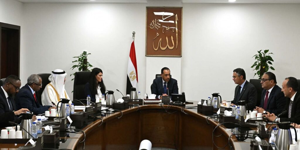 fb_img_17537738196242715171129371199301-1024x512 رئيس الوزراء يجتمع مع الرئيس التنفيذي للمؤسسة الدولية الإسلامية لتمويل التجارة