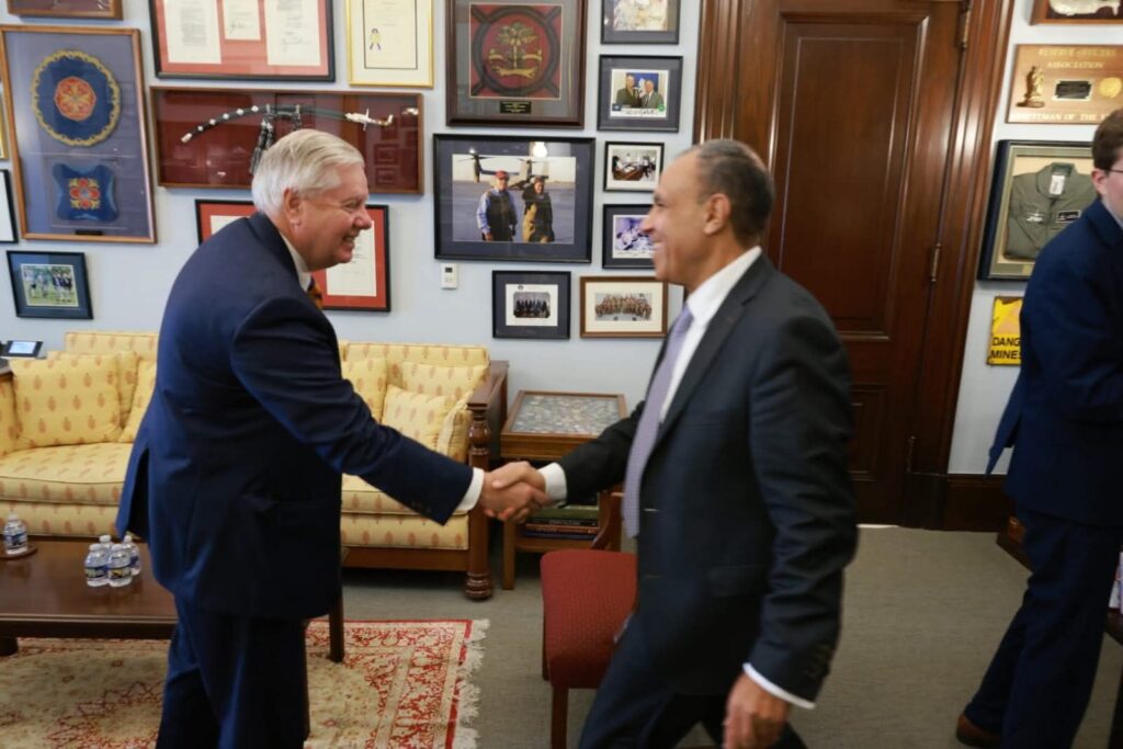 fb_img_17538573986231763128878605619610-1024x683 وزير الخارجية والهجرة يلتقي السيناتور ليندسى جراهام بمجلس الشيوخ الأمريكي