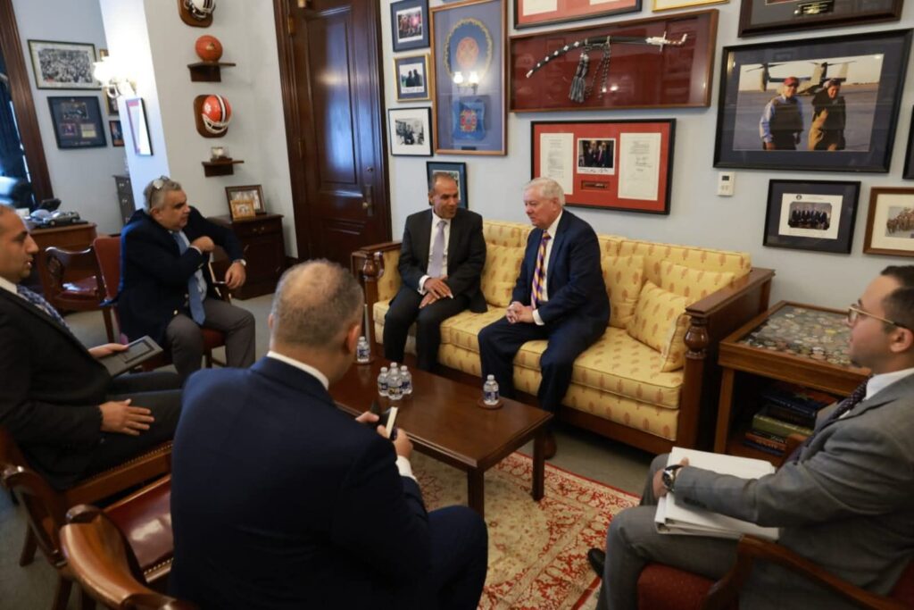 fb_img_17538574151416344990936144033519-1024x683 وزير الخارجية والهجرة يلتقي السيناتور ليندسى جراهام بمجلس الشيوخ الأمريكي