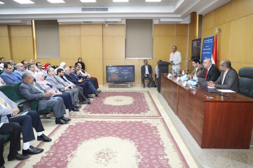 fb_img_17538580630967736362759164207787-1024x682 تحت رعاية دولة رئيس مجلس الوزراء: • محافظ بني سويف ورئيس البورصة المصرية يفتتحان فعاليات النسخة الثالثة عشر لمؤتمر "البورصة للتنمية في بني سويف"