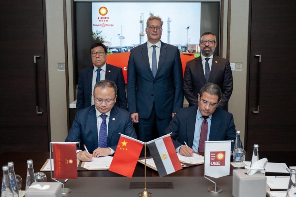fb_img_17538696548975237895548297119966-1024x682 في ختام زيارته الرسمية لدولة الإمارات.. • وزير البترول يعقد اجتماعًا مع رئيس مجلس الإدارة والرئيس التنفيذي لشركة “يونايتد إنرجي جروب” (UEG) الصينية، والرئيس الإقليمي للشركة لمنطقة أفريقيا