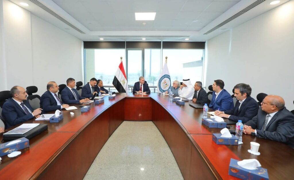 fb_img_17540408478291118906570082442798-1024x627 وزير البترول يبحث مع شركات عالمية ومحلية آليات تنفيذ مشروع المسح الجوي لتحديث قاعدة بيانات الثروات التعدينية بمصر