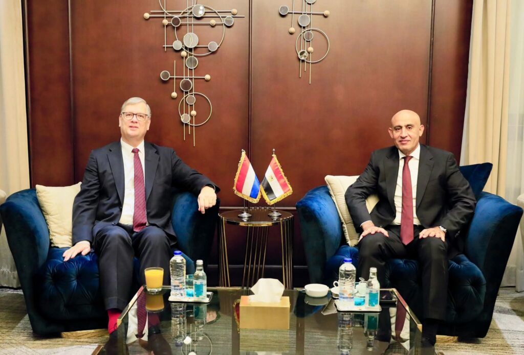 fb_img_17542161250262277044007855426789-1024x695 وزير التربية والتعليم يلتقي سفير هولندا بالقاهرة لبحث سبل تعزيز التعاون في مشروعات التعليم الفني