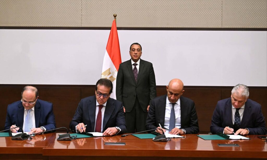 fb_img_17544970750892774126899959364306-1024x614 رئيس الوزراء يشهد توقيع بروتوكول تعاون مشترك لإنشاء وتطوير خمس مدارس تكنولوجيا تطبيقية مُتخصصة في صناعة الأدوية