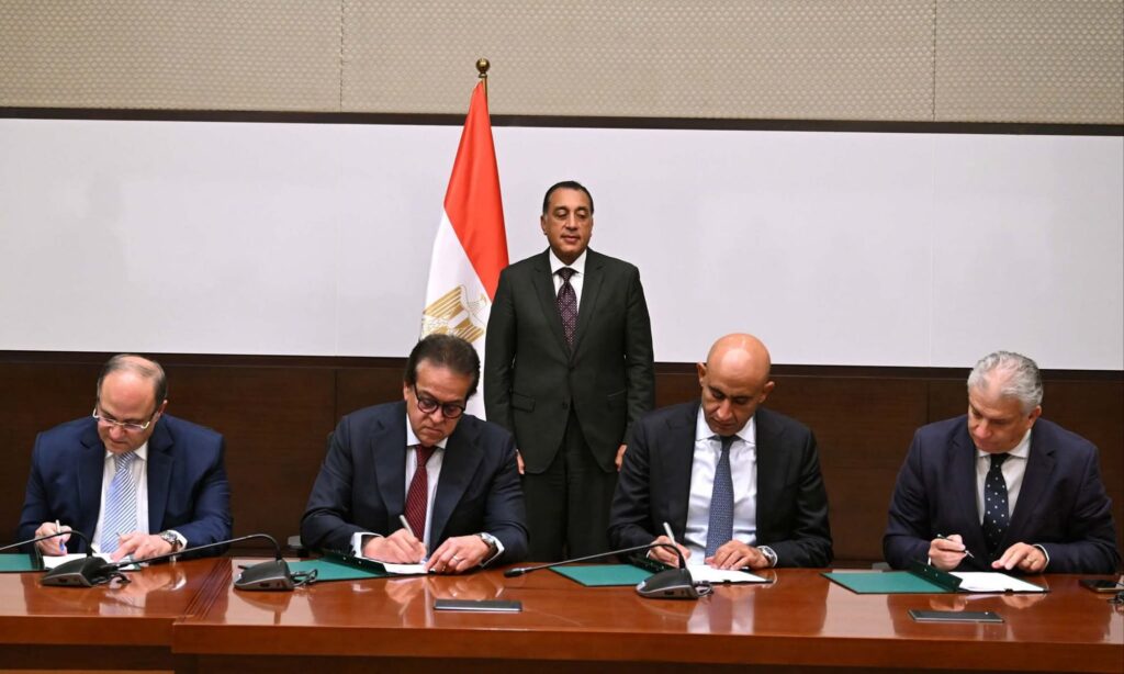 fb_img_17544970815293927226047777650901-1024x614 رئيس الوزراء يشهد توقيع بروتوكول تعاون مشترك لإنشاء وتطوير خمس مدارس تكنولوجيا تطبيقية مُتخصصة في صناعة الأدوية
