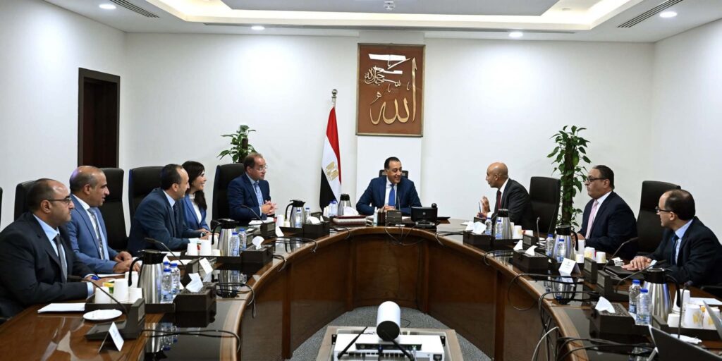fb_img_17549169322025815610931664609404-1024x512 رئيس الوزراء يُتابع عددًا من ملفات العمل المشتركة بين وزارتي المالية والتربية والتعليم