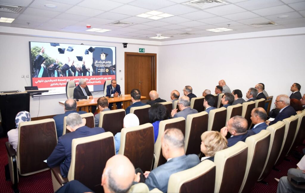 fb_img_1754916986349488089486702008433-1024x649 وزير الخارجية يستقبل وزير التعليم العالي والبحث العلمي.. ولقاء مع السفراء ورؤساء البعثات الدبلوماسية المصرية المنقولين إلى الخارج