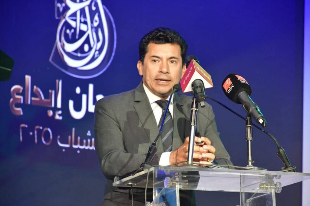 fb_img_17549174942257715826222852978818-1024x682 تحت رعاية رئيس الجمهورية..▪︎وزير الشباب والرياضة ومحافظا الدقهلية والجيزة يشهدون ختام الموسم الخامس لمهرجان "إبداع" لأعضاء مراكز الشباب