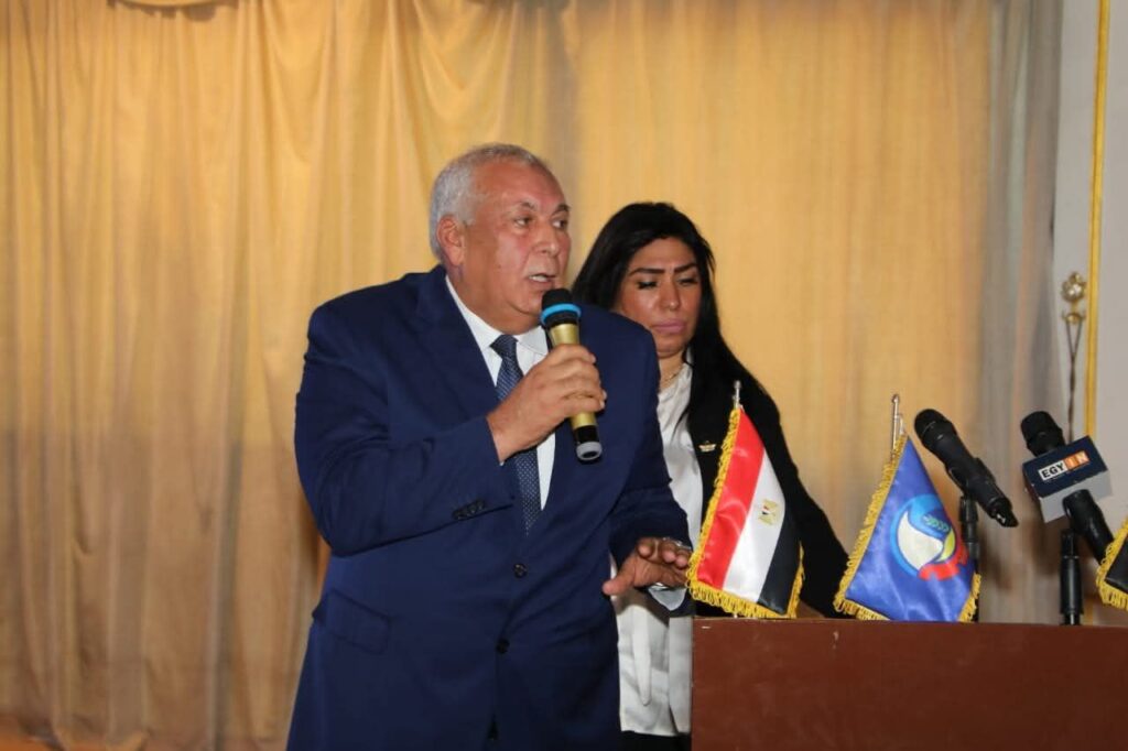 fb_img_17549175794875935441641417734022-1024x682 وزير الزراعة ومحافظو البحيرة والوادي الجديد ودمياط يفتتحون مؤتمرًا علميًا لاستعراض أحدث تقنيات المكافحة الحيوية للآفات