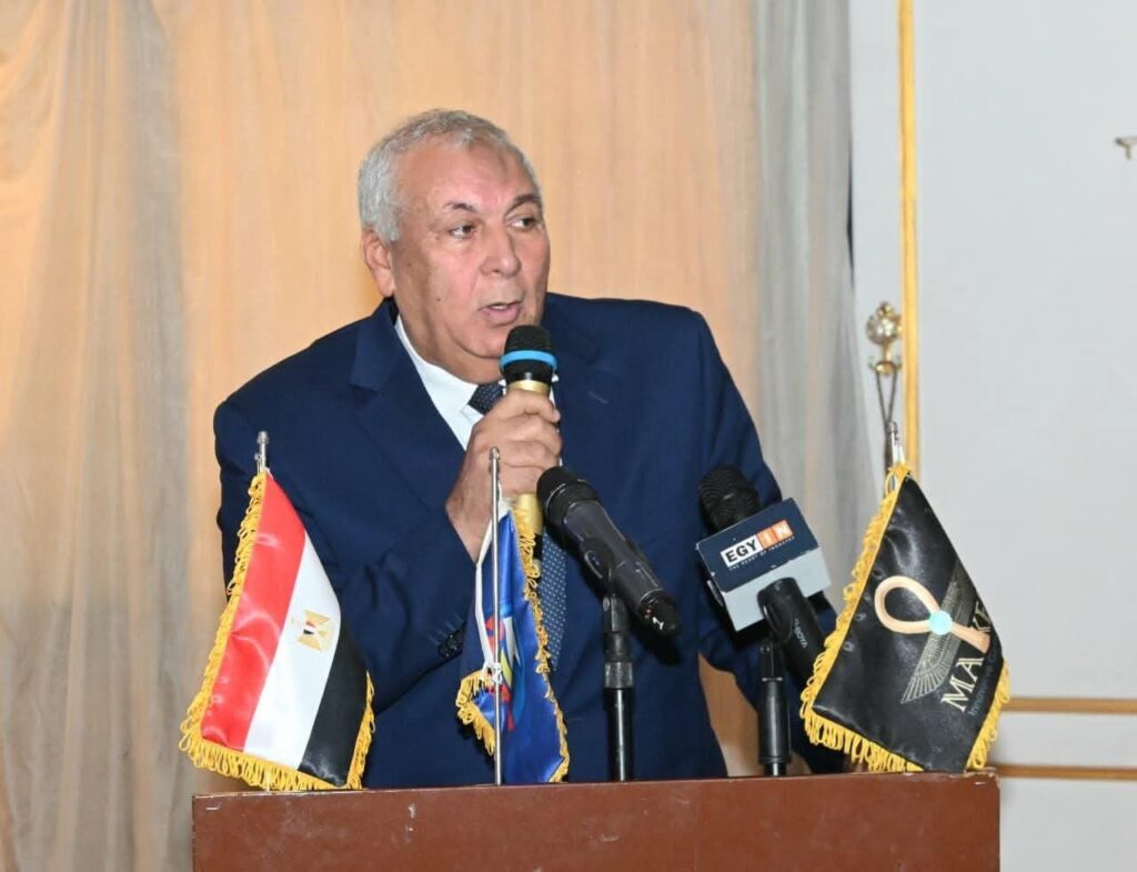 fb_img_17549175830715086761947408381366-1024x785 وزير الزراعة ومحافظو البحيرة والوادي الجديد ودمياط يفتتحون مؤتمرًا علميًا لاستعراض أحدث تقنيات المكافحة الحيوية للآفات