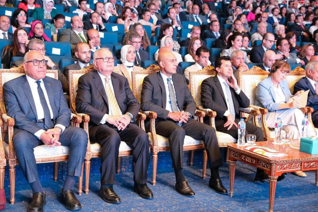 fb_img_17550096211561628371006371147261-1024x683 وزير التربية والتعليم يشارك في احتفالية إطلاق الاستراتيجية الوطنية للشباب والرياضة 2025 / 2032