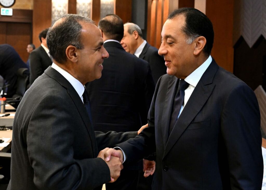 fb_img_17550821326036833982547809307805-1024x732 خلال اجتماع الحكومة برئاسته:رئيس الوزراء يوجه الوزراء المعنيين بتكثيف الجهود لتنفيذ الوثائق التي تم توقيعها بين مصر والأردن وترجمتها إلى خطط وبرامج على الأرض سعياً لتوطيد أطر التعاون بين البلدين