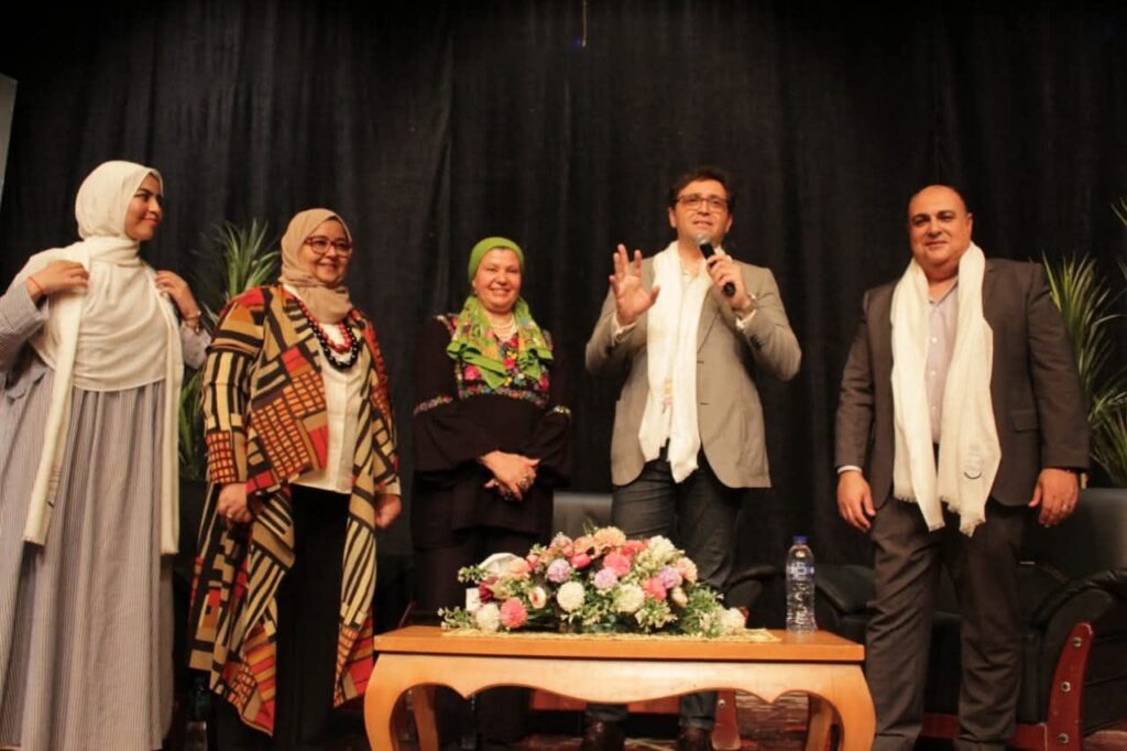 fb_img_1755183019172433368274421872124-1024x682 تحت رعاية فخامة الرئيس عبد الفتاح السيسي رئيس الجمهورية..🔳 وزير الثقافة في لقاء حواري مفتوح مع فتيات البرنامج الرئاسي «أهل مصر» لأبناء المحافظات الحدودية