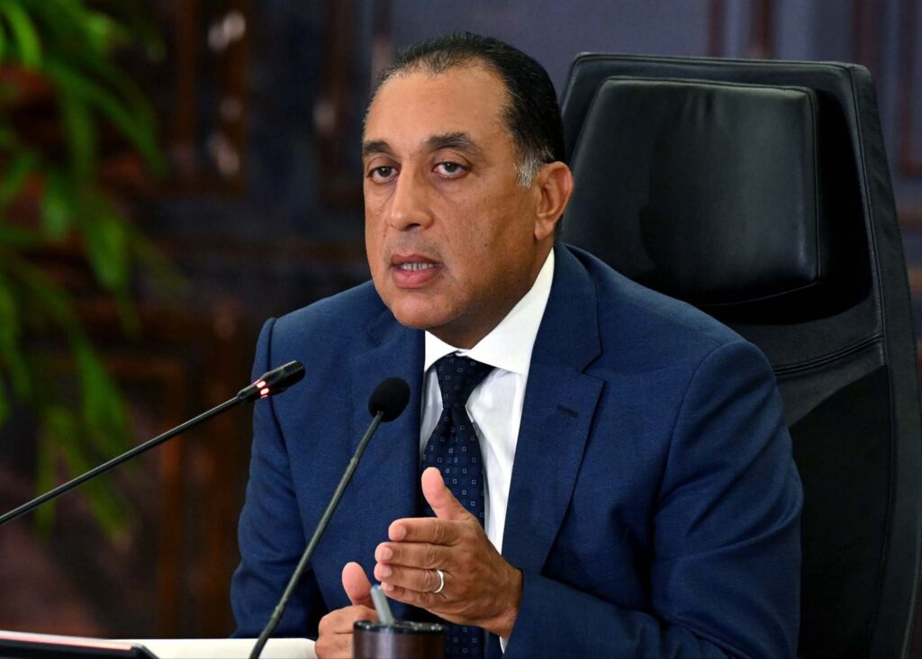 fb_img_17555219610497541822157852164262-1024x732 رئيس الوزراء يستعرض تقريرا من اتحاد الغرف التجارية بشأن مبادرة خفض الأسعار