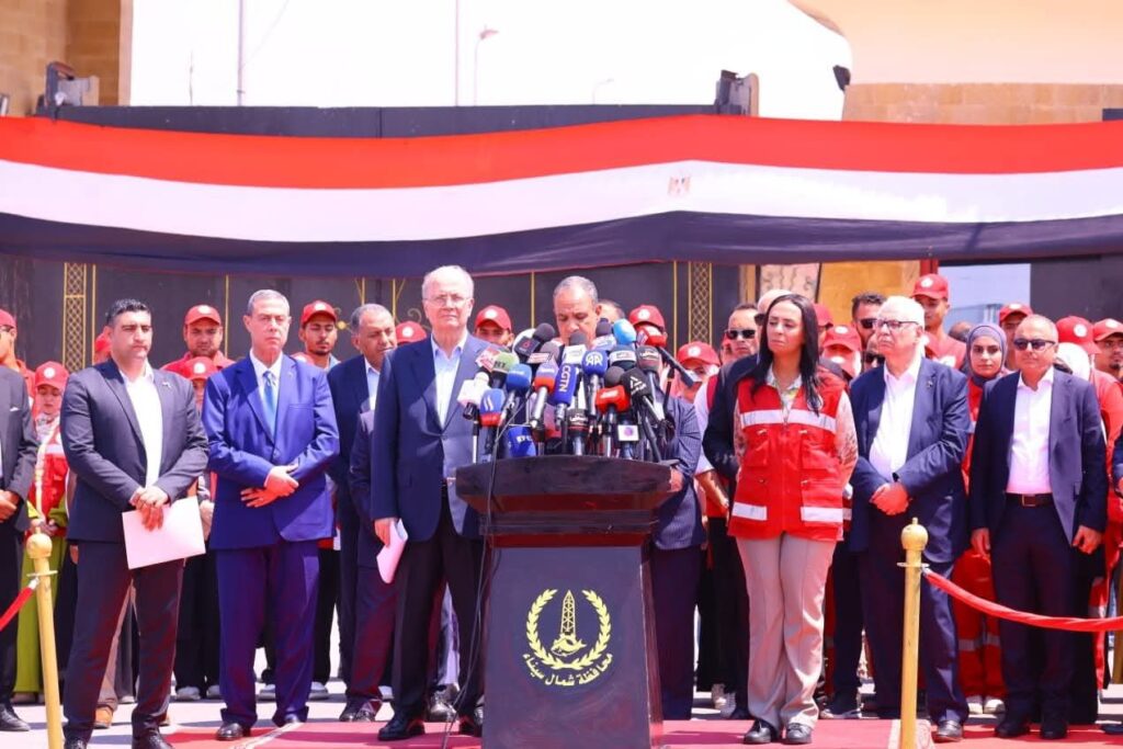 fb_img_17555223131385543196424809665852-1024x683 من أمام معبر رفح.. وزيرة التضامن الاجتماعي تطلق نداءً إنسانيًا لإدخال كافة المساعدات المصرية بالتزامن مع اليوم العالمي للإنسانية