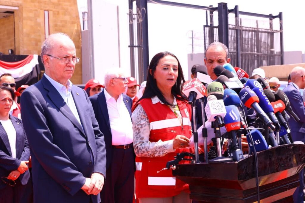 fb_img_17555223195091116963292649307899-1024x682 من أمام معبر رفح.. وزيرة التضامن الاجتماعي تطلق نداءً إنسانيًا لإدخال كافة المساعدات المصرية بالتزامن مع اليوم العالمي للإنسانية