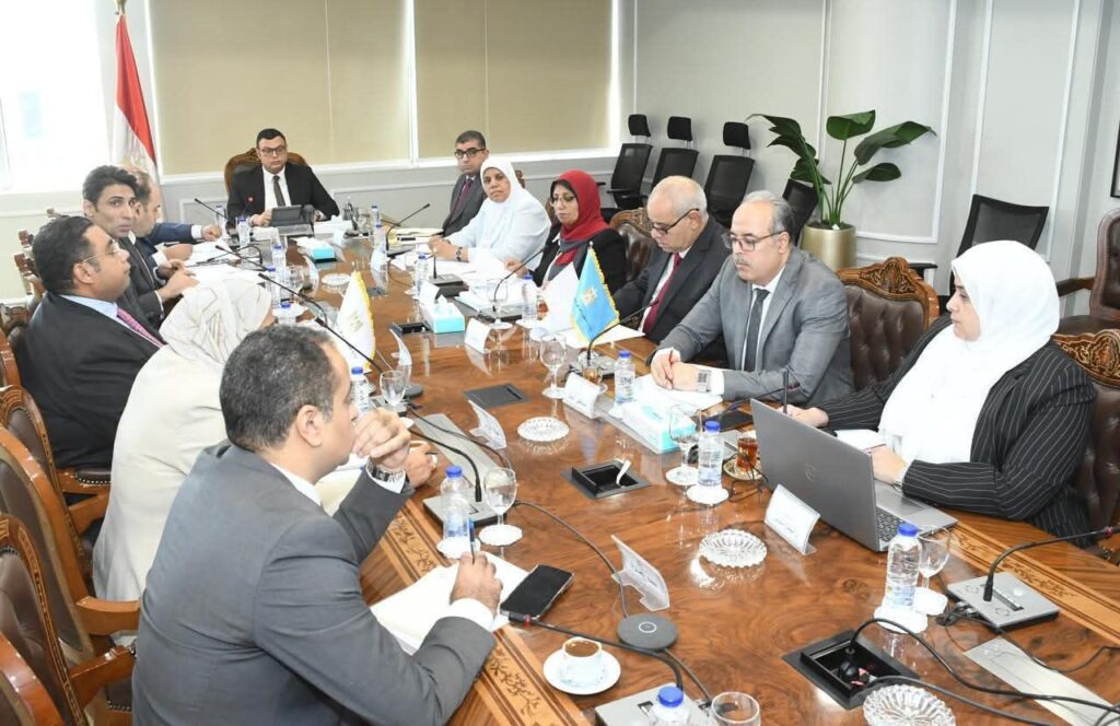 fb_img_17556007992294015474165674138927-1024x664 وزير الإسكان يتابع آخر مستجدات الإجراءات التنفيذية لتفعيل أحكام القانون بشأن بعض الأحكام المتعلقة بقوانين إيجار الأماكن وإعادة تنظيم العلاقة بين المالك والمستأجر