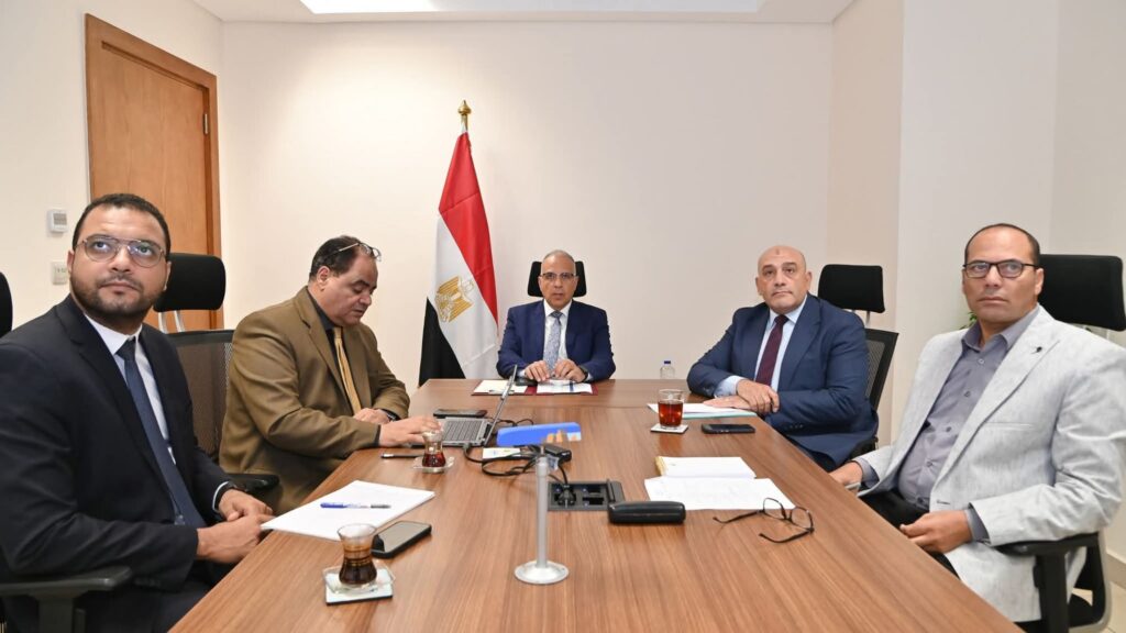 fb_img_17559375909703678787645488161382-1024x576 الدكتور سويلم يوجه بمواصلة أعمال الرفع المساحي لاستلام أراضي طرح النهر