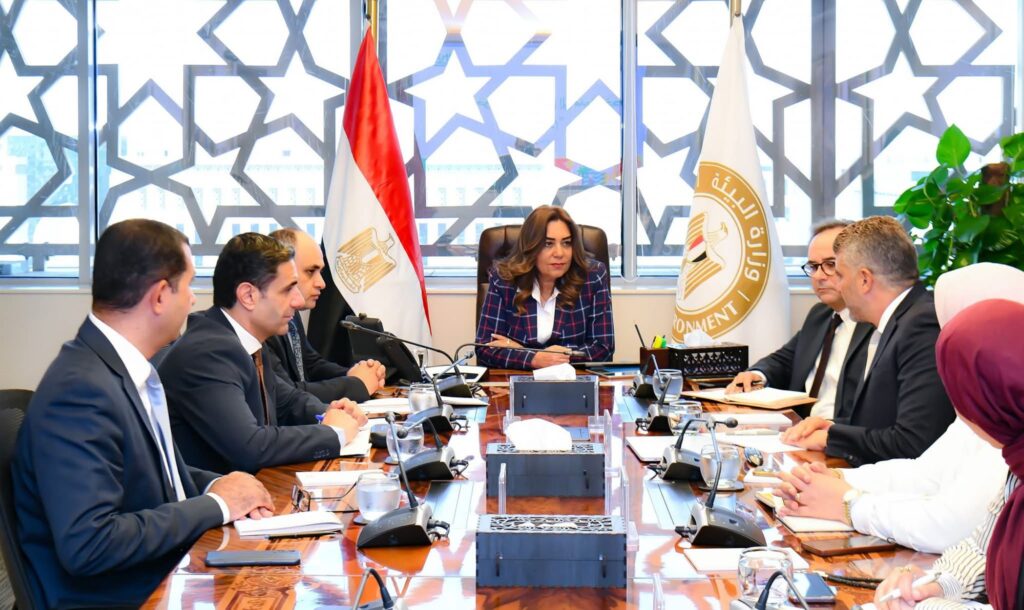 fb_img_17562008603608249746695688918361-1024x610 وزيرة التنمية المحلية والقائم بأعمال وزير البيئة تستعرض الموقف التنفيذي وآخر مستجدات ما تم تنفيذه بمشروع شرم الشيخ خضراء  "جرين شرم"