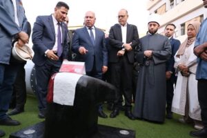 fb_img_17563142731544783430082057509937-300x200 نائب رئيس مجلس الوزراء للتنمية الصناعية وزير الصناعة والنقل يتفقد شركة النصر للمسبوكات ويشارك في ندوة تثقيفية للعاملين بحضور وزراء الأوقاف والعمل