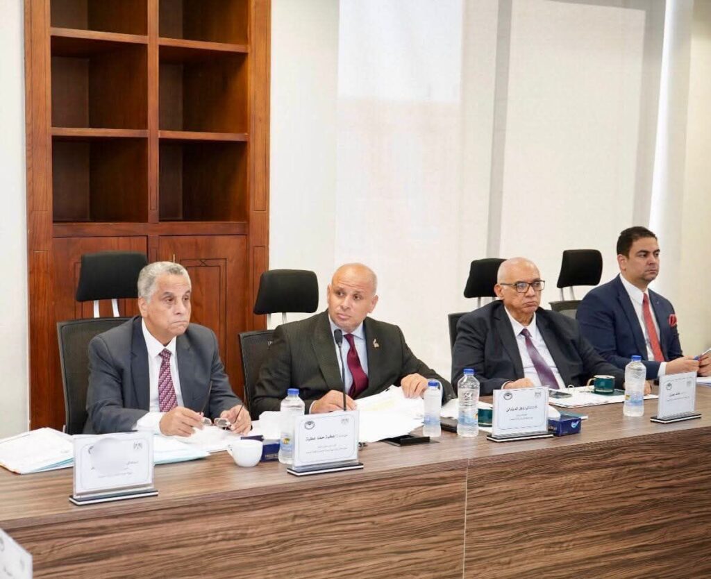 fb_img_17564581652891896168557871261050-1024x834 خلال الاجتماع الدوري لمجلس إدارة الهيئة العامة للاعتماد والرقابة الصحية “GAHAR” رقم (116)... - مجلس إدارة الهيئة يقر حزمة من القرارات الاستراتيجية لتعزيز جودة الخدمات الصحية ودعم الكوادر وبناء القدرات المؤسسية