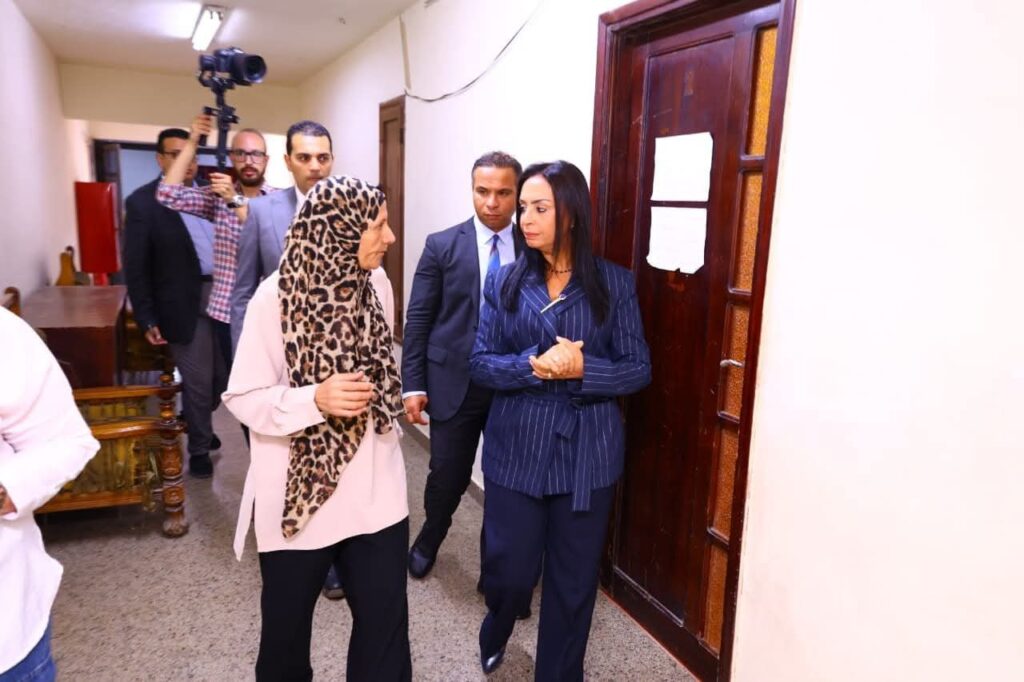 fb_img_17566467101652743487859012229784-1024x682 وزيرة التضامن الاجتماعي تجري زيارة مفاجئة لجمعية السيدة نفيسة لرعاية اليتيمات والمسنات بحلوان