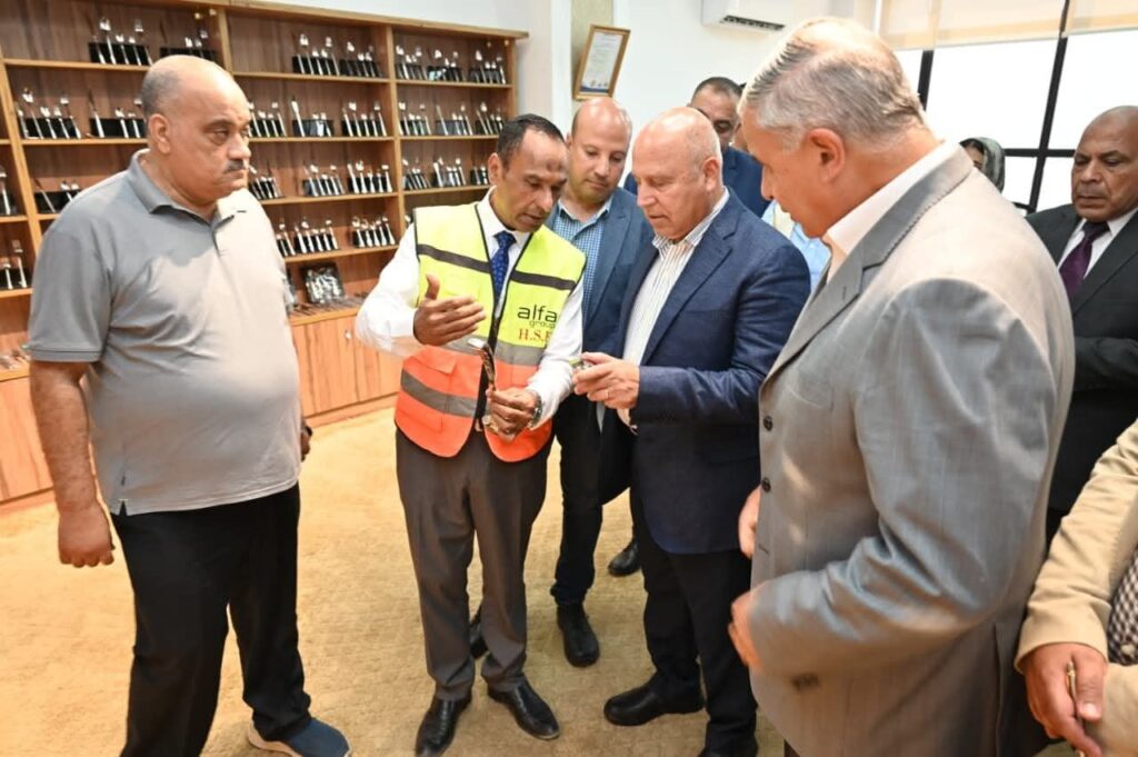 fb_img_17566472064669162198093343336743-1024x681 وزير الصناعة والنقل يتفقد موقع مجمع مرغم ٣ الجاري إنشاؤه بمحافظ الإسكندرية ويلتقي العاملين بمجمعي مرغم ١ و٢ للوقوف على تحدياتهم واستعراض سبل حلها