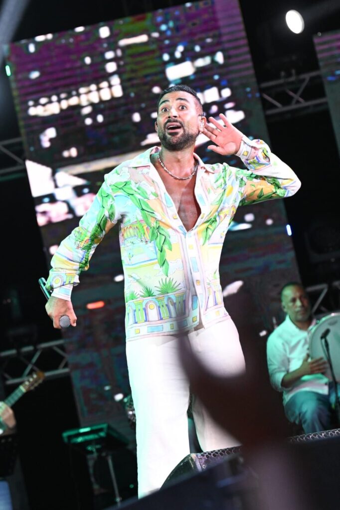 img-20250825-wa00166522631988854932759-682x1024 بالصور .. أحمد سعد و"ديسكو مصر" يتألقون بحفل ضخم في مارينا بحضور فيفي عبده ونجوم الفن والإعلام
