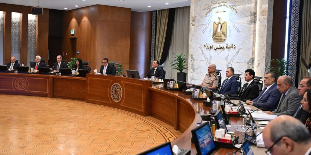 fb_img_17568114765107671371760869247399-1024x512 خلال اجتماع مجلس الوزراء:رئيس الوزراء: الحكومة لديها رؤية اقتصادية حتى عام 2030 تمتد لما بعد الاتفاق مع صندوق النقد الدولي