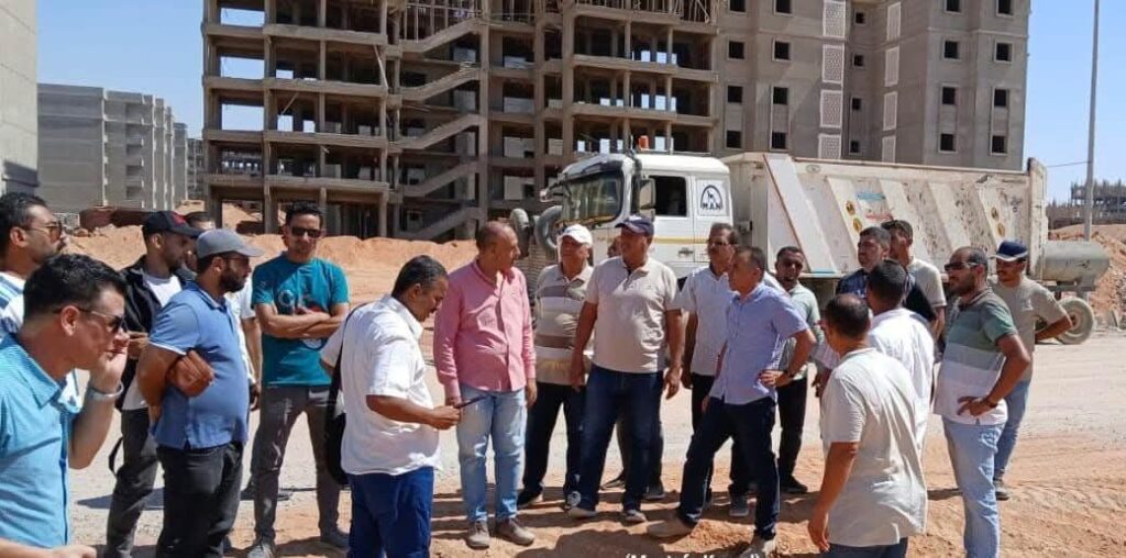 fb_img_1757152109241845812699820731312-1024x508 وزير الإسكان:٩٠٪ نسبة تنفيذ ٦٩٩٤ وحدة سكنية بالمبادرة الرئاسية "سكن لكل المصريين" بمدينة العاشر من رمضان