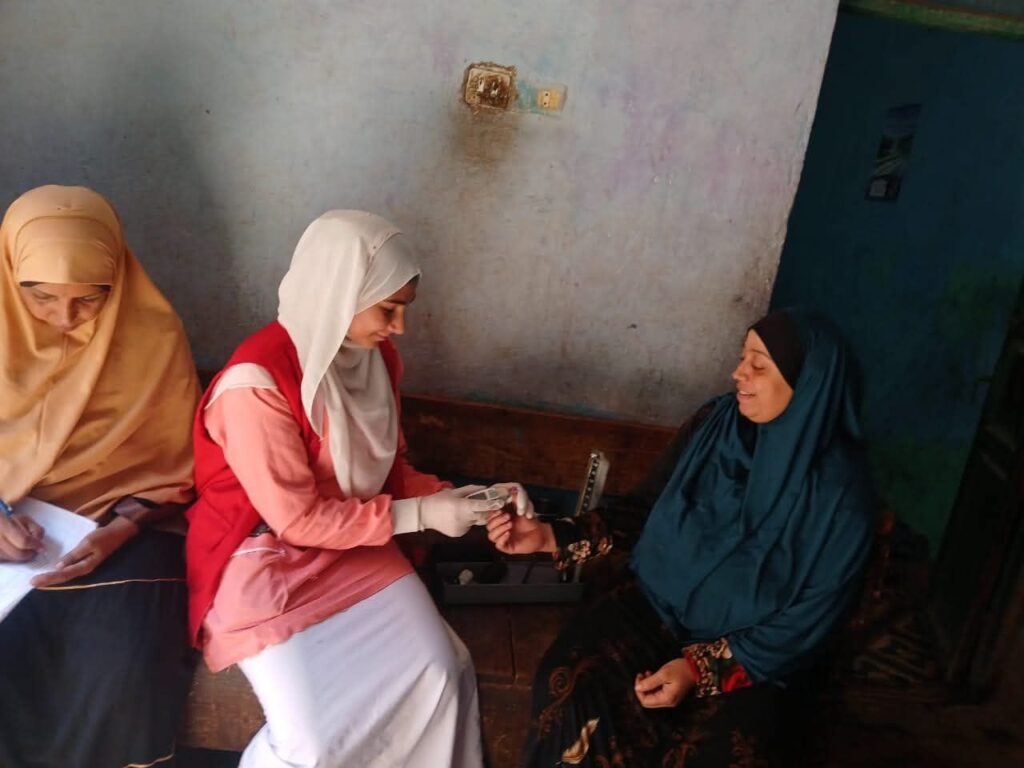 fb_img_17572340932257521694471182237434-1024x768 «الصحة»: حملة «100 يوم صحة» قدّمت 77 مليونًا و 68 ألف خدمة طبية مجانية خلال 53 يومًا